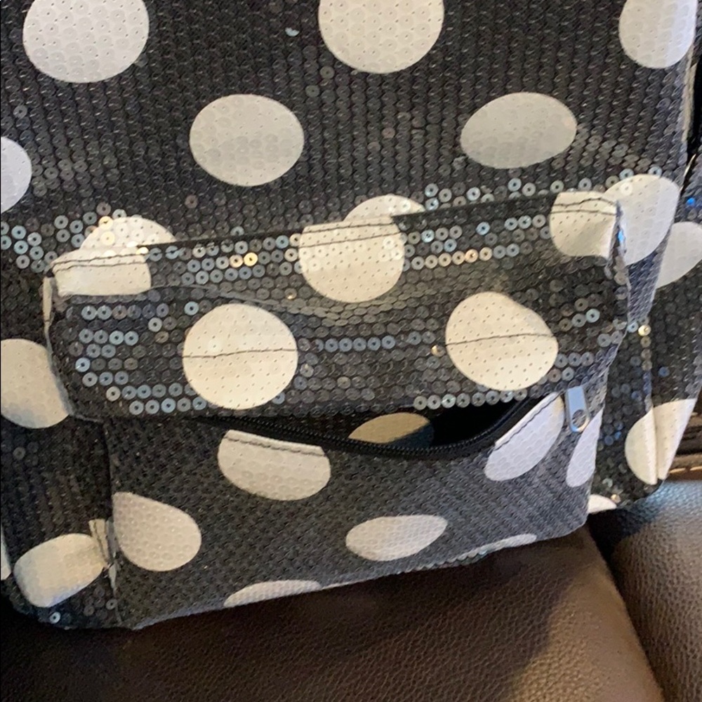 Authentic! Minnie sequin backpack - Picture 10 of 11